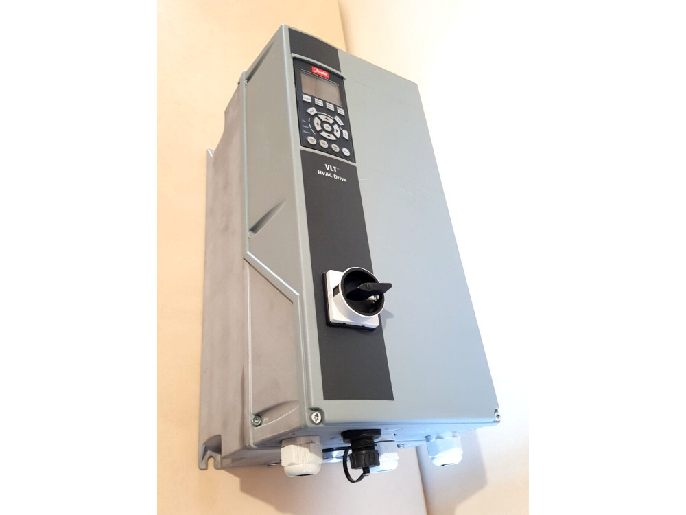 Danfoss FC-102P11KT4P55H3XGX1XXSXXAJBXCXXXXDX frequency inverter 11kw #467 405443909397 | CPU - Image 1