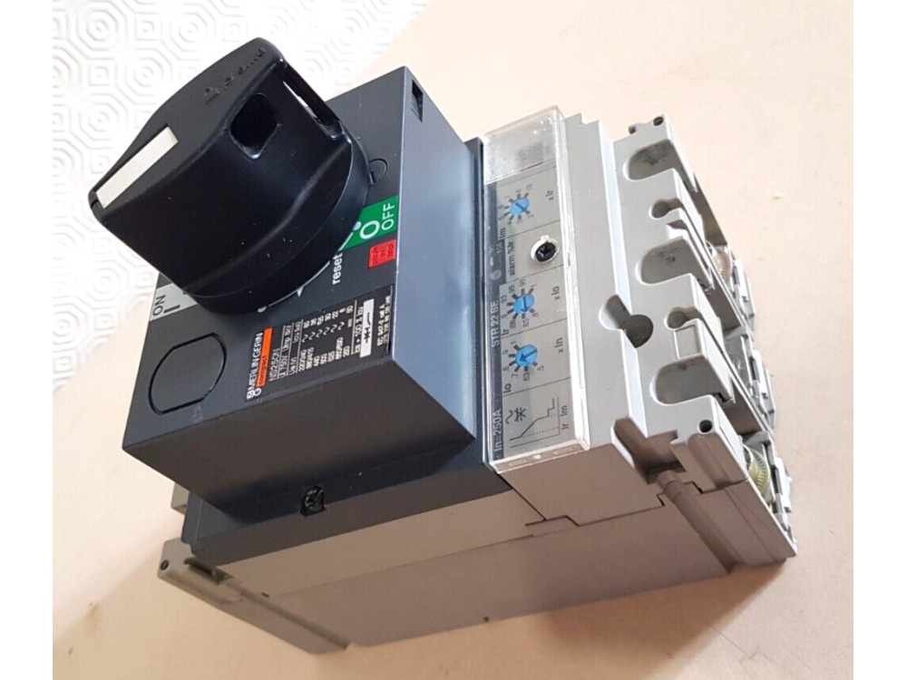 B1 /112 | MERLIN GERIN - Image 1