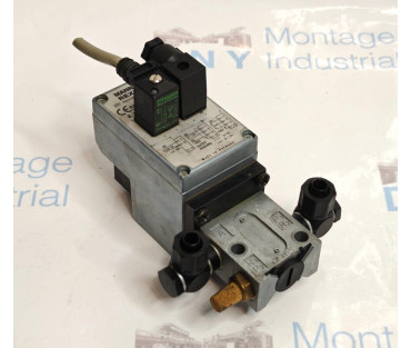 MANNESMANN REXROTH 561 011 110 0 PRESSURE REGULATOR 24VDC /B9 /381