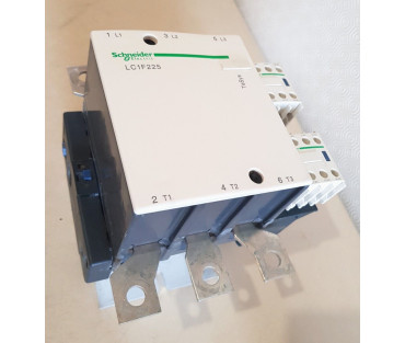 Schneider Electric LC1F225 CONTACTOR 225A /B1 /203