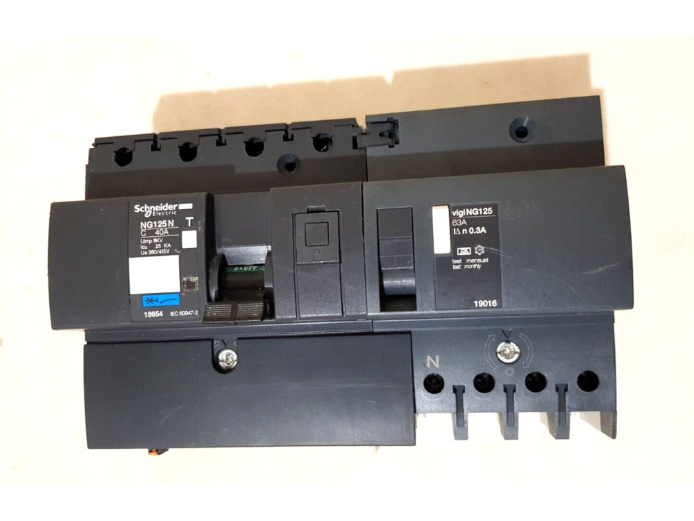 Schneider Electric NG125N C 40A vigiNG125 63A CIRCUIT BREAKER + DIFFERENTIAL /B24 /379 B24 /379 | Schneider Electric - Image 1