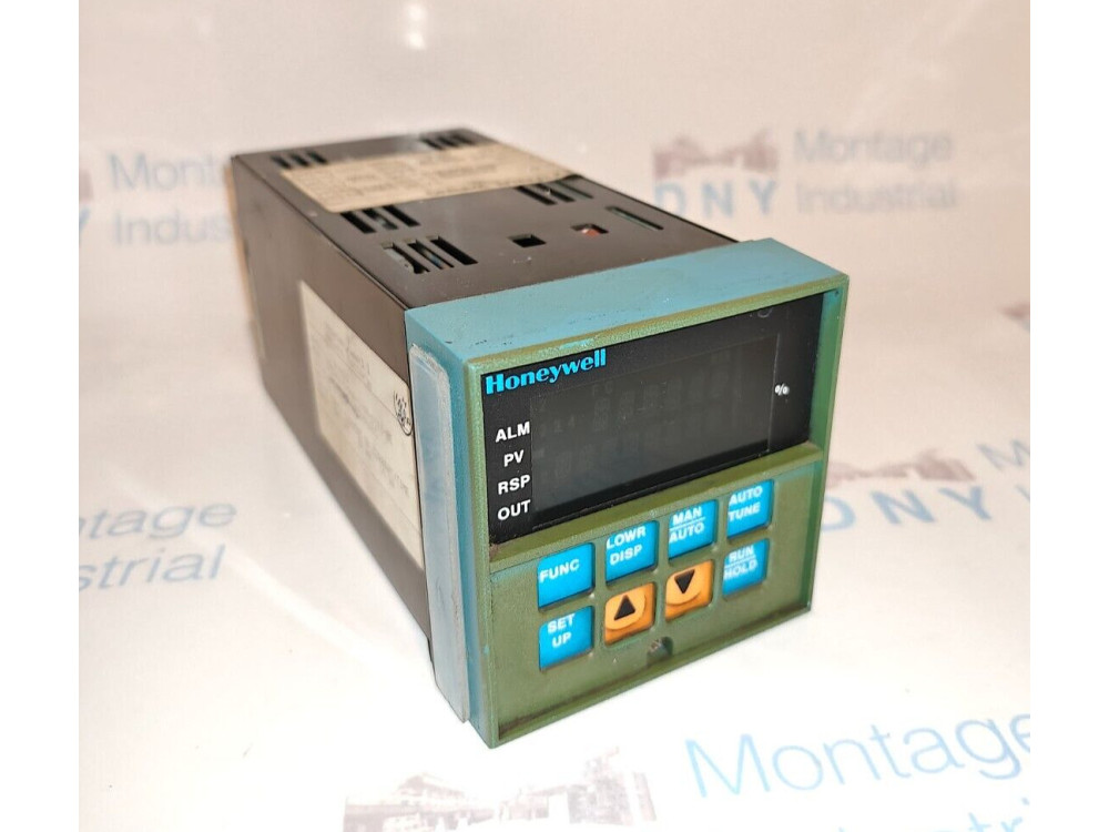 Honeywell DC3002-0-00A-1-00-0111-GE Temperature Controller /B10 /534 B10 /534 | Honeywell - Image 1